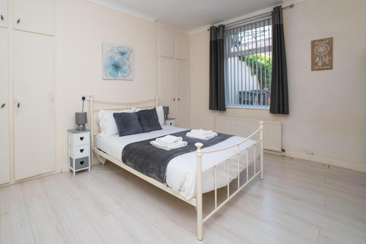 جنوب شيلْدْز Beautiful Marine Park 2 Bedroom Apartment المظهر الخارجي الصورة